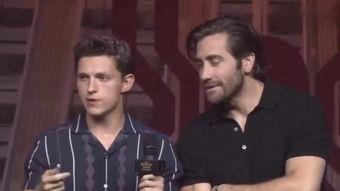 爱很烂花絮,幕后花絮揭秘，甜蜜背后的苦涩瞬间