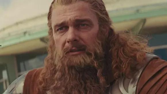 演雷神的演员叫什么